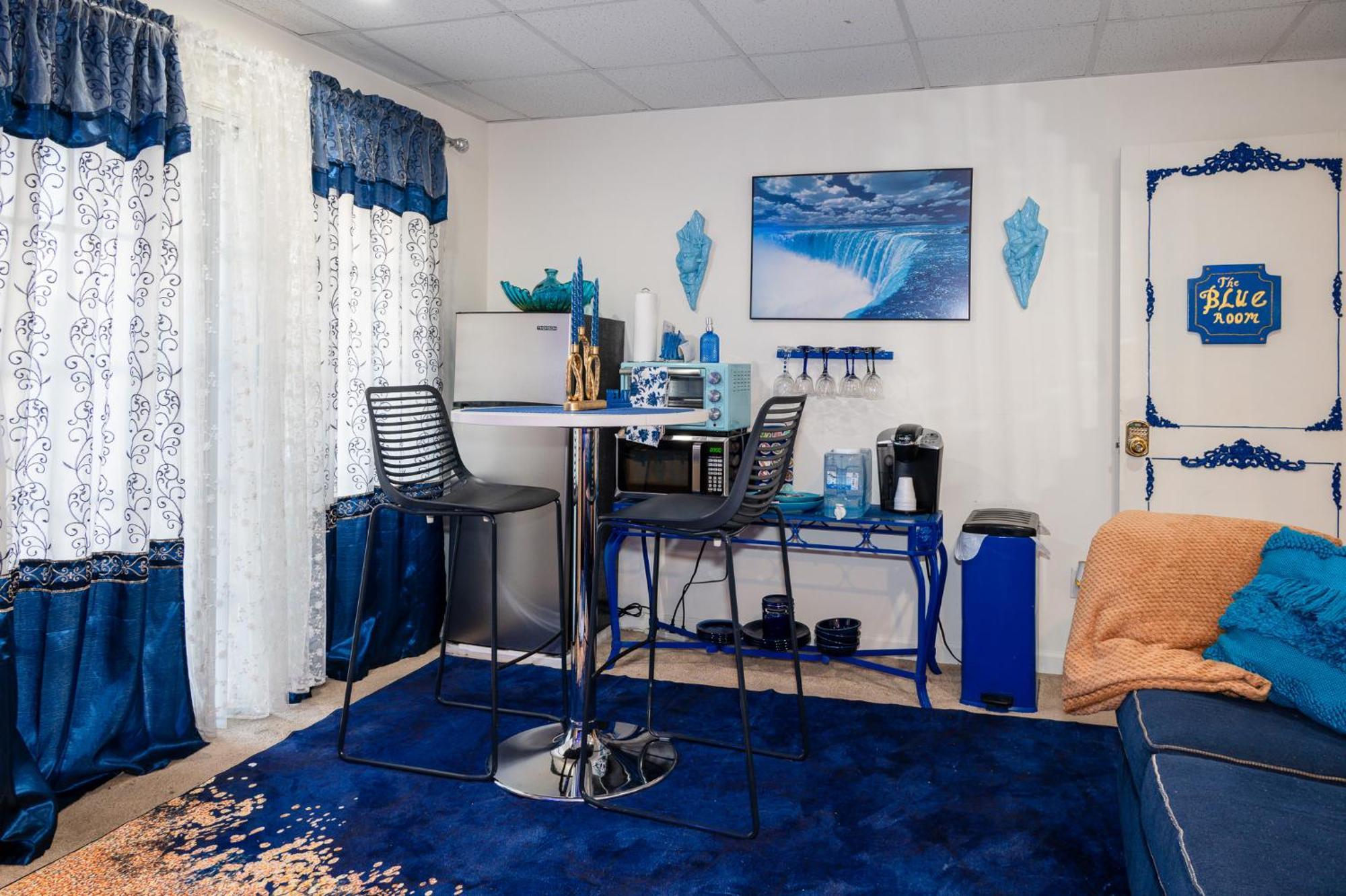 The Blue Room Luxury Suite 多佛尔 外观 照片
